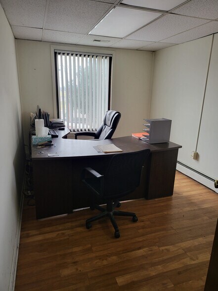 More Photos Of 3180 Genesee St, Buffalo Warehouse For Lease