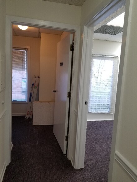 More Photos Of 9310-9318 Old Keene Mill Rd, Burke Medical For Lease