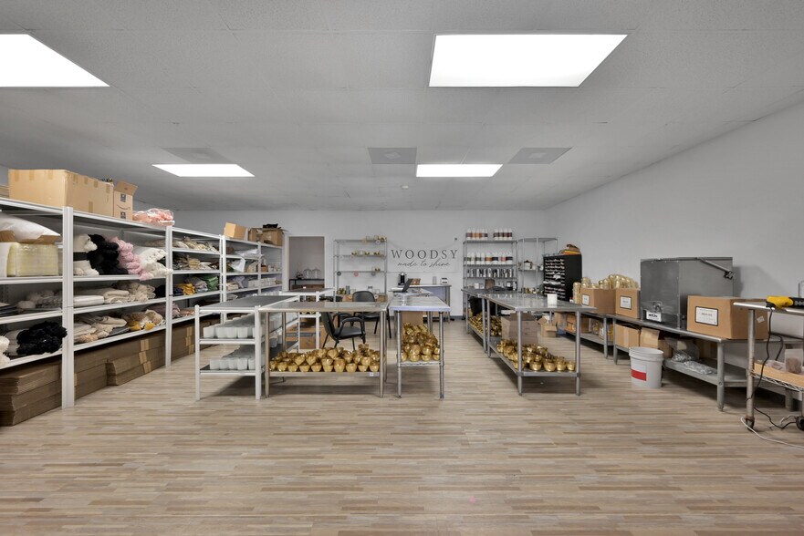 More Photos Of 23233 Snook Ln, Tomball Storefront Retail Office For Lease