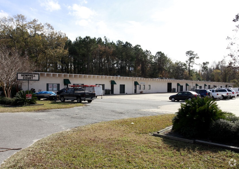 Primary Photo Of 121-141 Hemphill Ct, Summerville Light Distribution For Sale