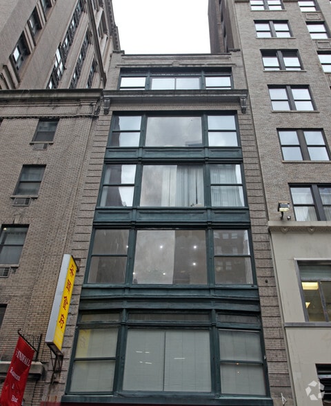 More Photos Of 21 W 39th St, New York Loft Creative Space For Lease