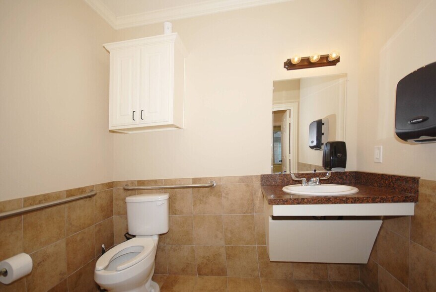 More Photos Of 425 Old Newman Rd, Frisco Unknown For Lease