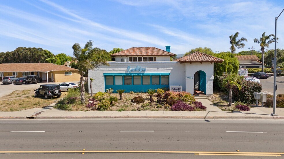 Primary Photo Of 1017 E Ocean Ave, Lompoc Medical For Sale