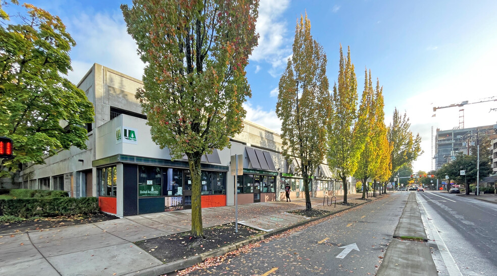 Primary Photo Of 601-609 E 13th Ave, Eugene Storefront Retail Office For Lease