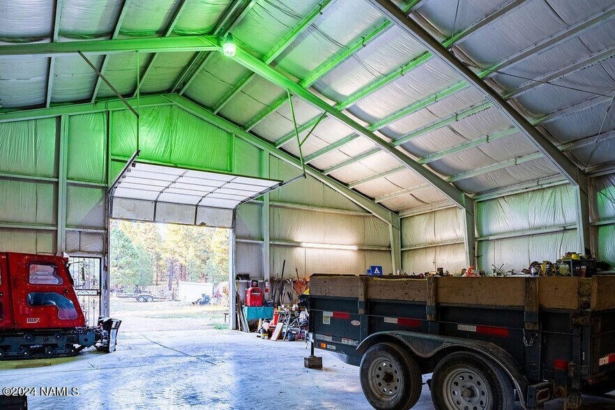 More Photos Of 770 Forest Service 461 rd, Fredonia Sports And Entertainment For Sale