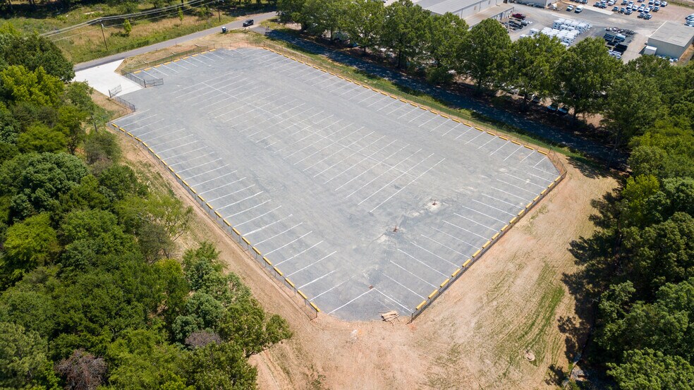More Photos Of 300 Old Hebron Road, Charlotte Land For Lease