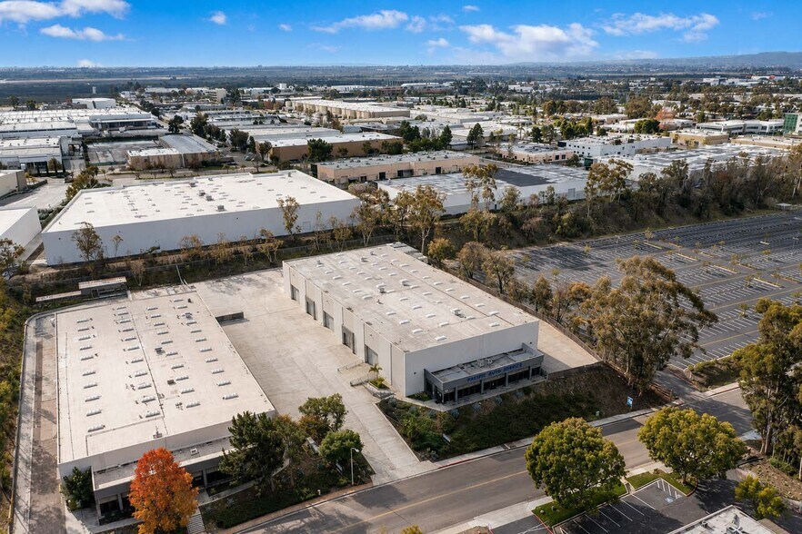 More Photos Of 7451 Trade St, San Diego Manufacturing For Lease