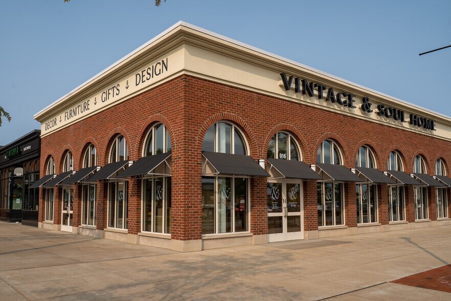 More Photos Of 1000 W Erie Plz, Erie Land For Lease