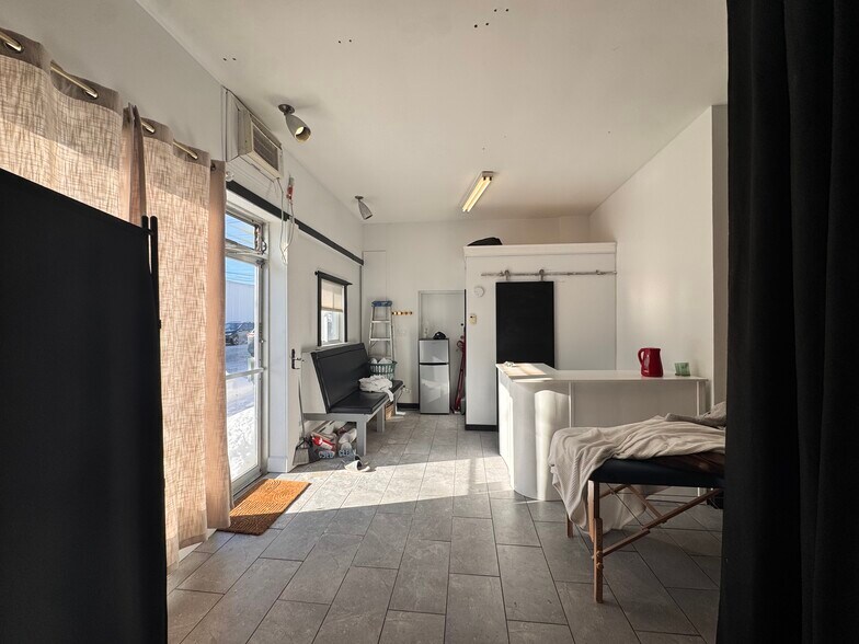 More Photos Of 256 Hazel St, Sudbury General Retail For Lease