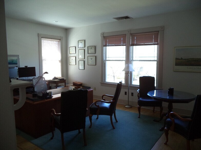 More Photos Of 1855 Elm St, Manchester Office For Lease