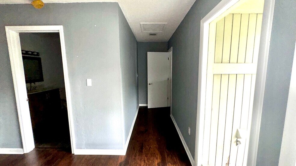 More Photos Of 6270 Aquarius Dr, Alpine Apartments For Sale