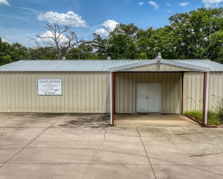 More Photos Of 6400 Midway Rd, Springtown Religious Facility For Sale