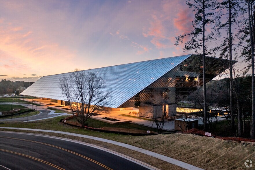 More Photos Of 1830 Fordham Blvd, Chapel Hill Office For Lease