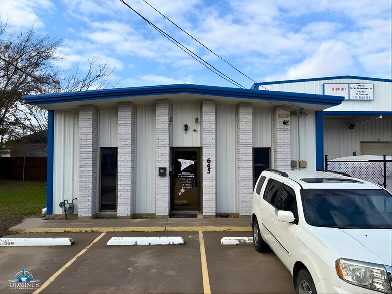 More Photos Of 635-645 Hembry St, Lewisville Warehouse For Sale