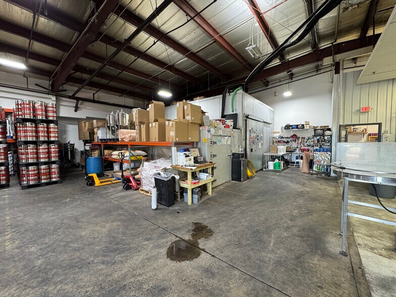 More Photos Of 1915 S Stoughton Rd, Madison Manufacturing For Lease