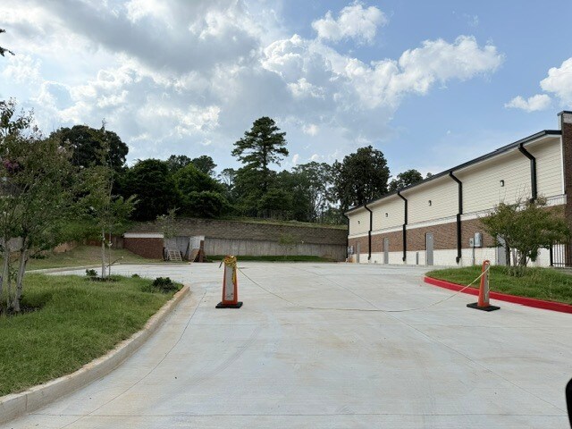 More Photos Of 4370 Atlanta Hwy, Hiram Freestanding For Lease
