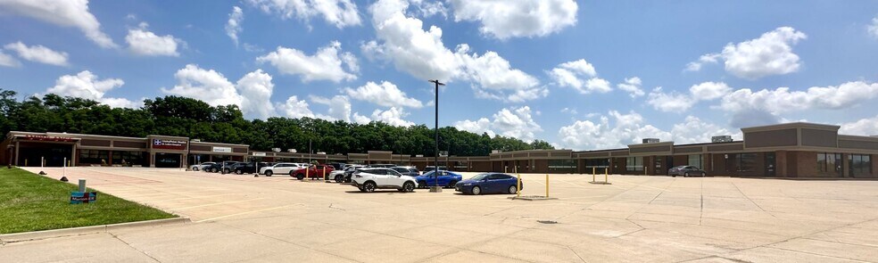 More Photos Of 3201-3301 Armar Dr, Marion Coworking Space