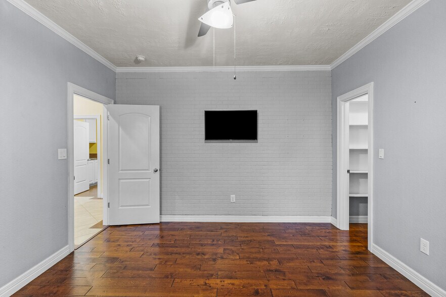 More Photos Of 22321 Mossy Oaks Rd, Spring Land For Sale