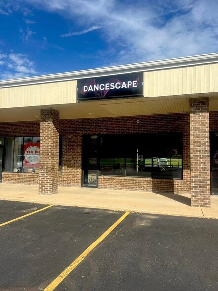 More Photos Of 1125 E Michigan Ave, Battle Creek Unknown For Lease