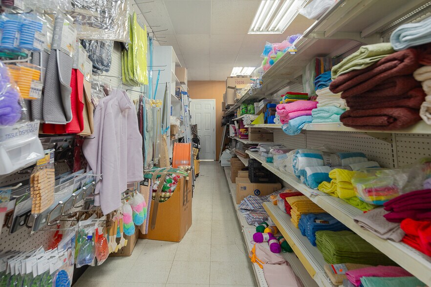 More Photos Of 7 New Main St, Haverstraw Storefront For Sale