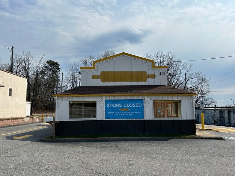 More Photos Of 1121 Memorial Blvd S, Martinsville Fast Food For Sale