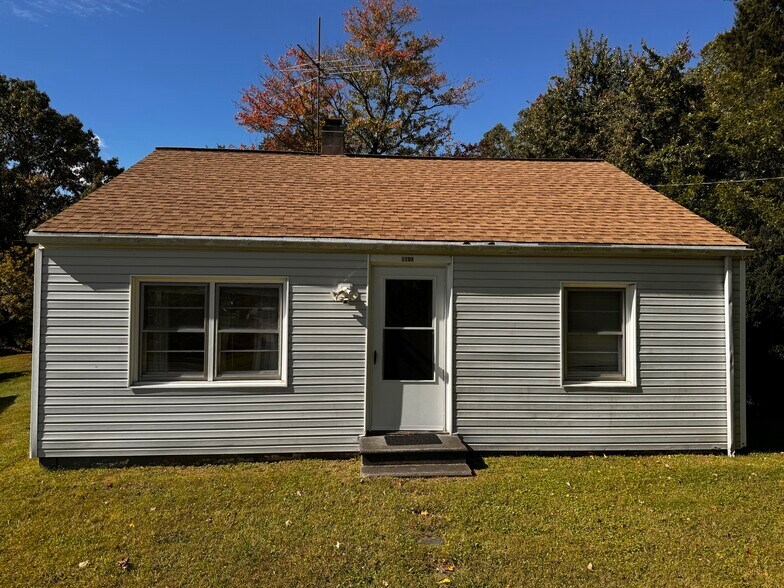 More Photos Of 1704 Old Brook Rd, Charlottesville Specialty For Sale