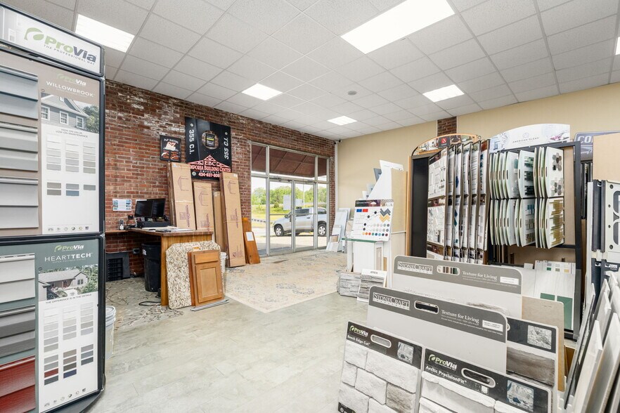 More Photos Of 728 N Main St, Emporia Auto Repair For Sale