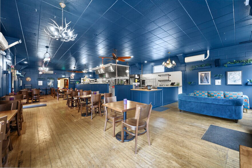 More Photos Of 437 W Main St, North Adams Restaurant For Sale