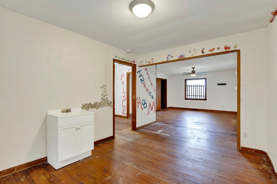 More Photos Of 4710 Augusta Rd, Savannah Flex For Sale