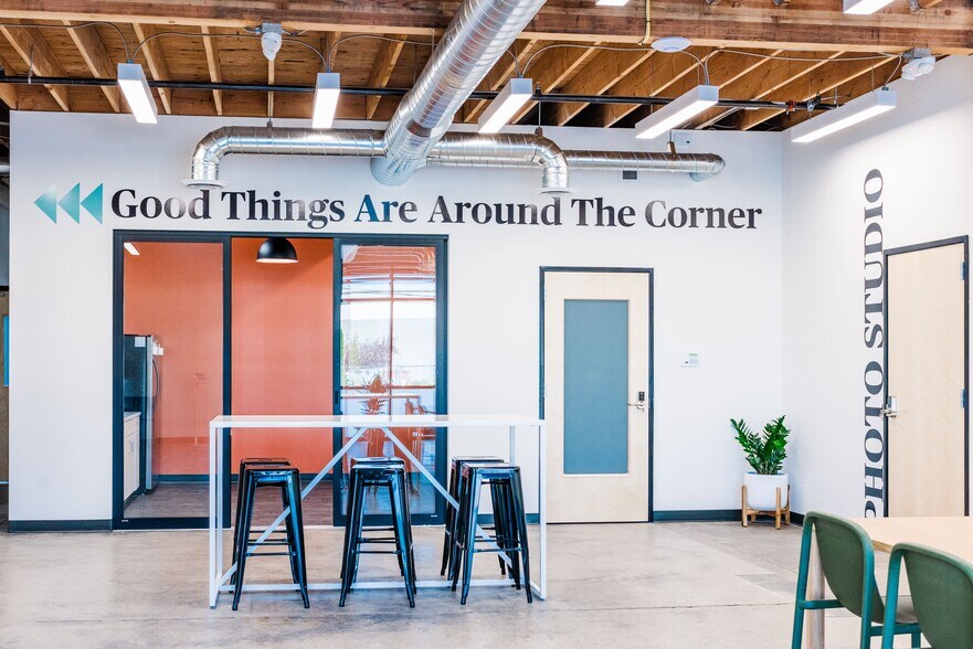 More Photos Of 4786-4790 1st Ave S, Seattle Warehouse For Lease