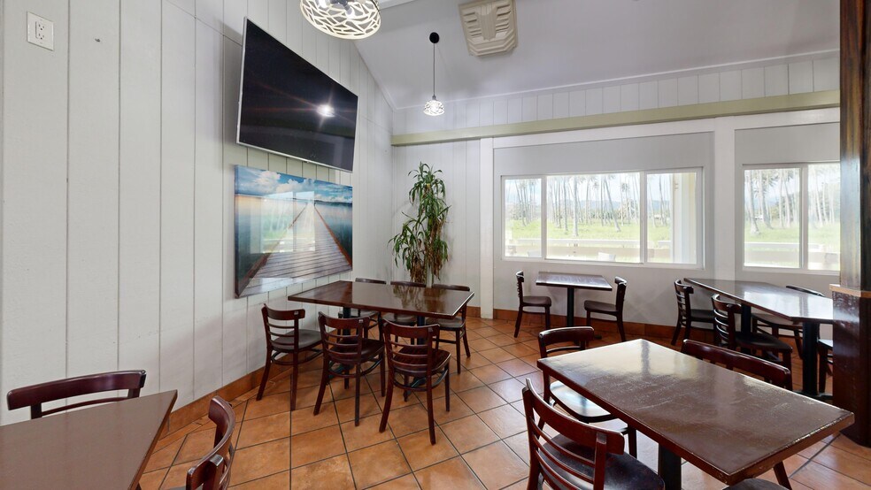 More Photos Of 4-733 Kuhio Hwy, Kapaa Freestanding For Lease