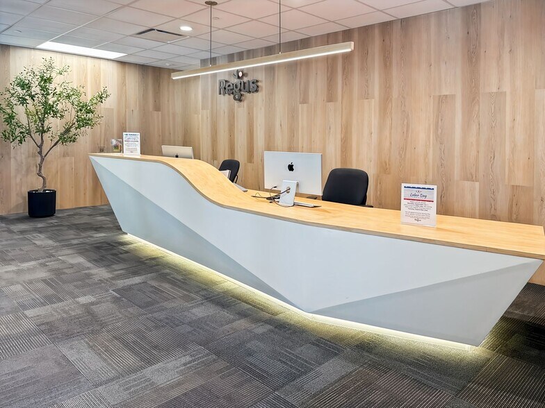 More Photos Of 5225 Tech Data Dr, Clearwater Coworking Space