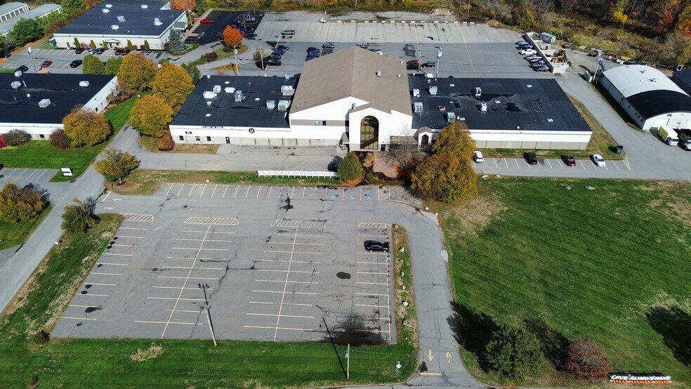 More Photos Of 18-24 Mollison Way, Lewiston Specialty For Sale