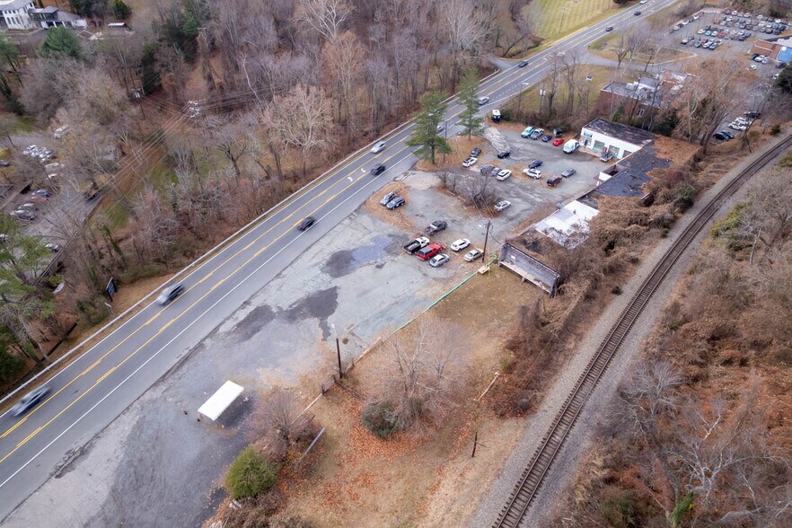 More Photos Of 2845 Ivy Rd, Charlottesville Service For Sale