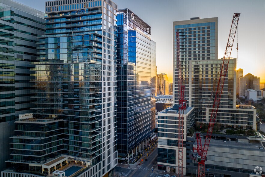 More Photos Of 500 W 2nd St, Austin Office For Lease