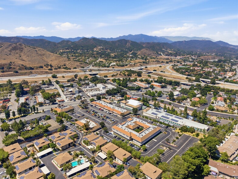 More Photos Of 1321-1345 E Thousand Oaks Blvd, Thousand Oaks Unknown For Lease