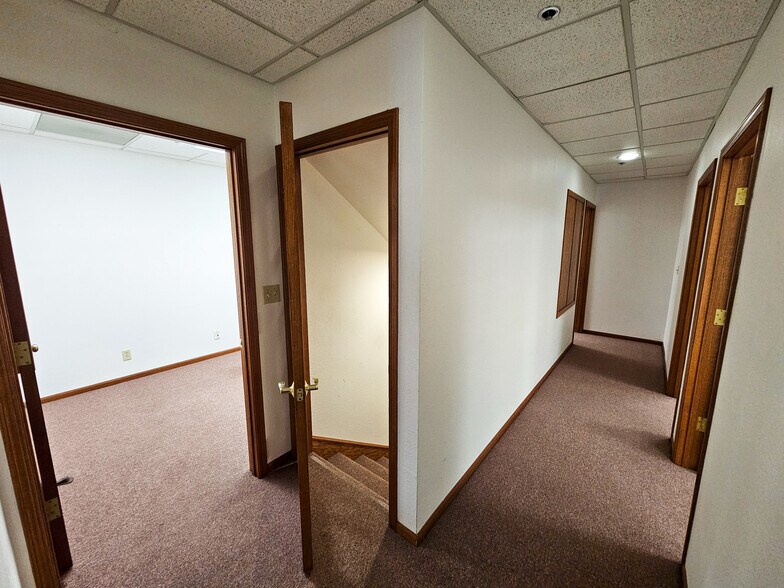 More Photos Of 46 Digital Dr, Novato Light Distribution For Sale