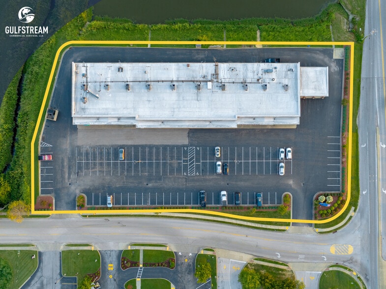 More Photos Of 3332 Villa Point, Owensboro Restaurant For Sale