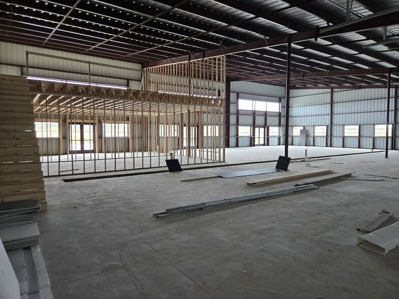 More Photos Of 7321 State 171 Hwy, Godley Light Manufacturing For Lease