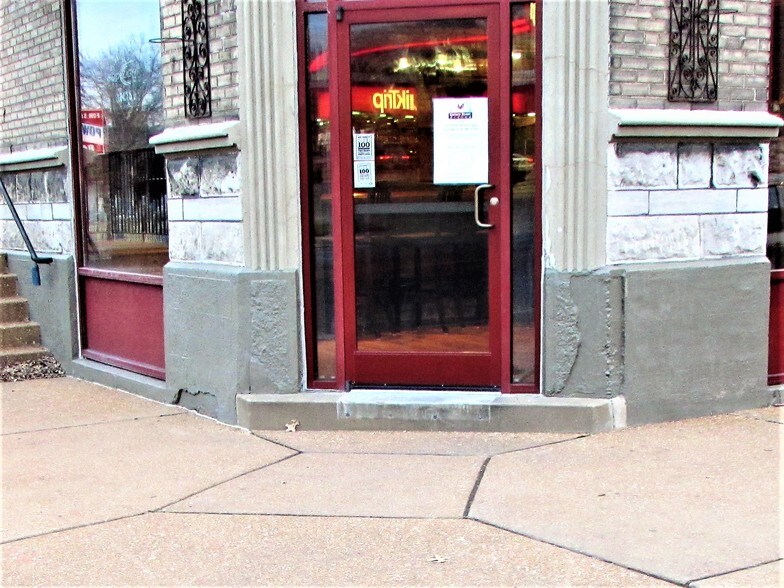 More Photos Of 6931 Gravois Ave, Saint Louis Restaurant For Sale