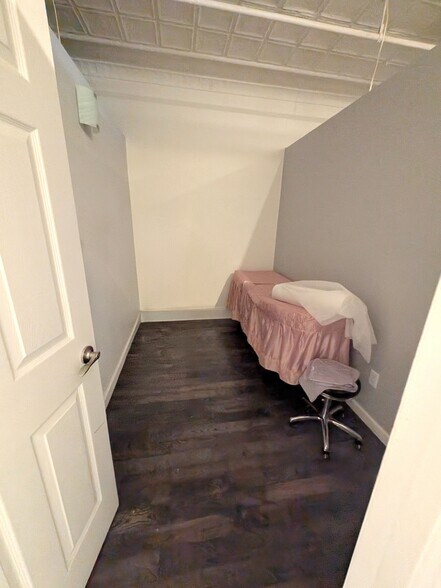 More Photos Of 56 W 39th St, New York Office For Lease