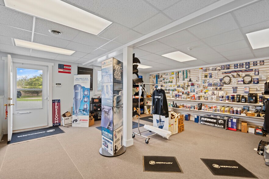 More Photos Of 300 Pine Neck Ave, East Patchogue Marina For Sale
