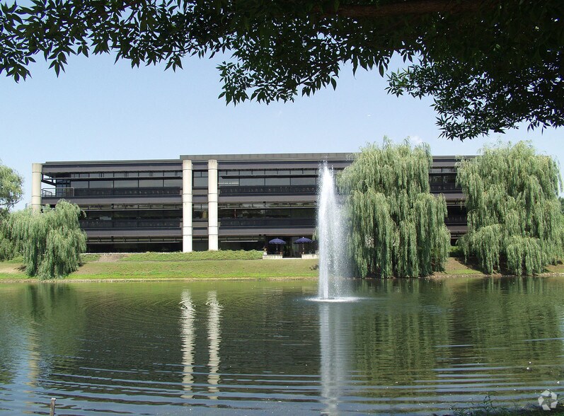 More Photos Of 500 Alexander Park, Princeton Office For Lease