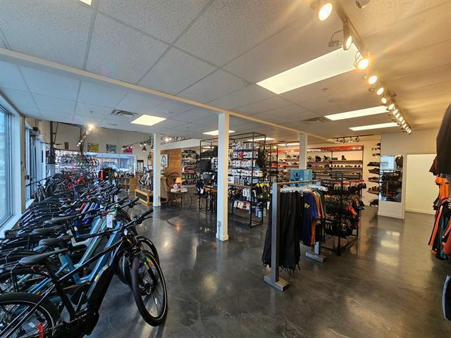 More Photos Of 1261 Rue des Sureaux, Terrebonne Storefront Retail Office For Lease