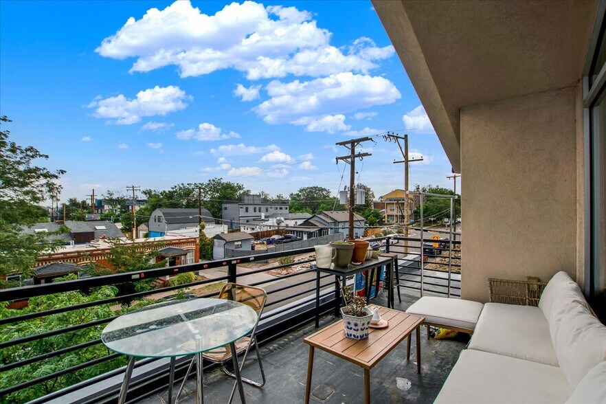 More Photos Of 1250 31st St, Denver Office For Sale