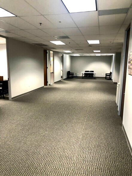More Photos Of 6301 Campus Circle Dr E, Irving Loft Creative Space For Lease