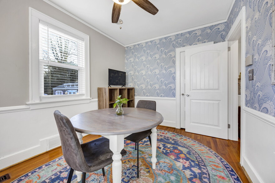 More Photos Of 1552 Sunnyside Dr, Columbia Flex For Sale