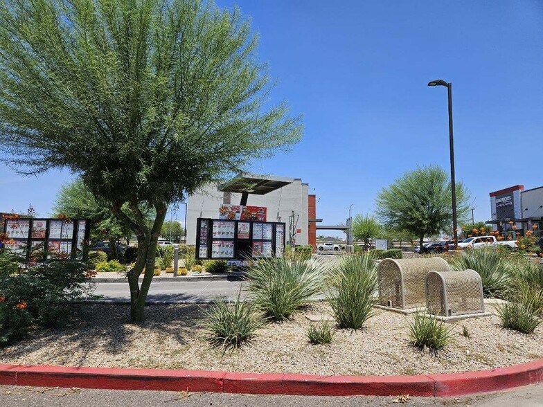 More Photos Of 9113 E Guadalupe Rd, Mesa Fast Food For Sale