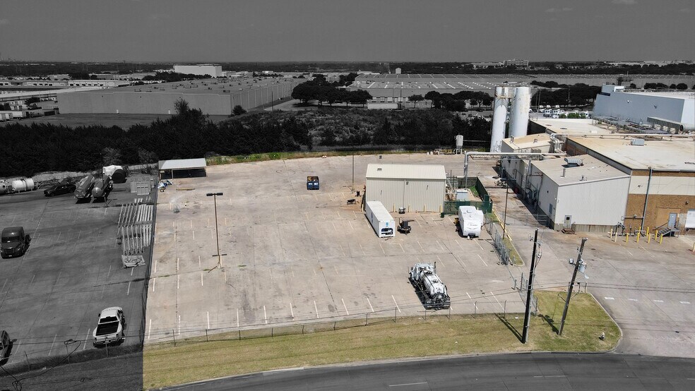 More Photos Of 3638-4000 Dan Morton Dr, Dallas Food Processing For Lease