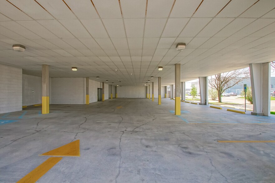 More Photos Of 1425 Sams Ave, New Orleans Office For Sale